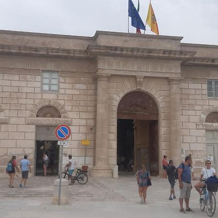 Casa Vacanza Spiaggia Praia Favignana Kültér fotó